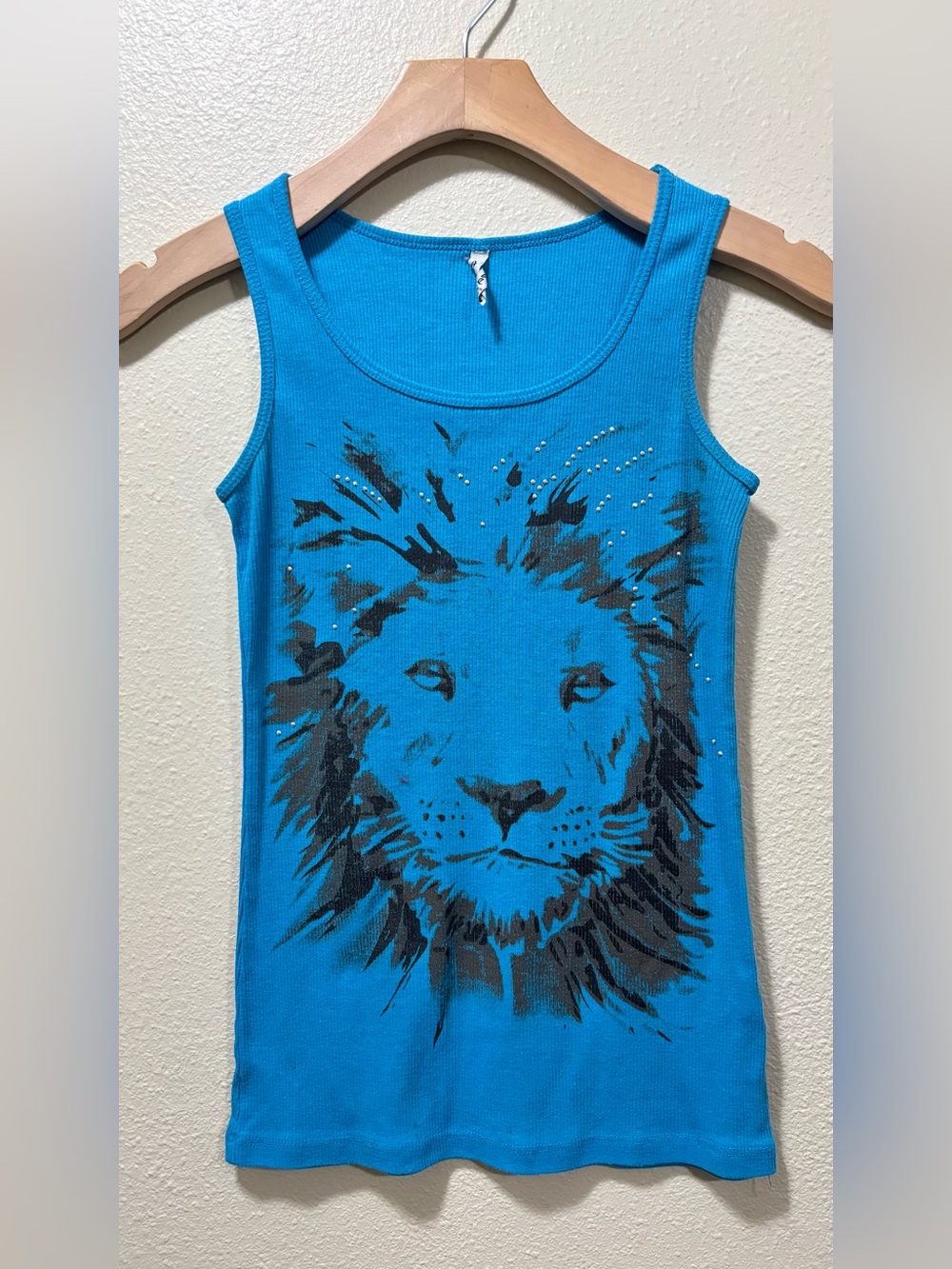 Y2K  Blue Tank Top with Lion Graphic
